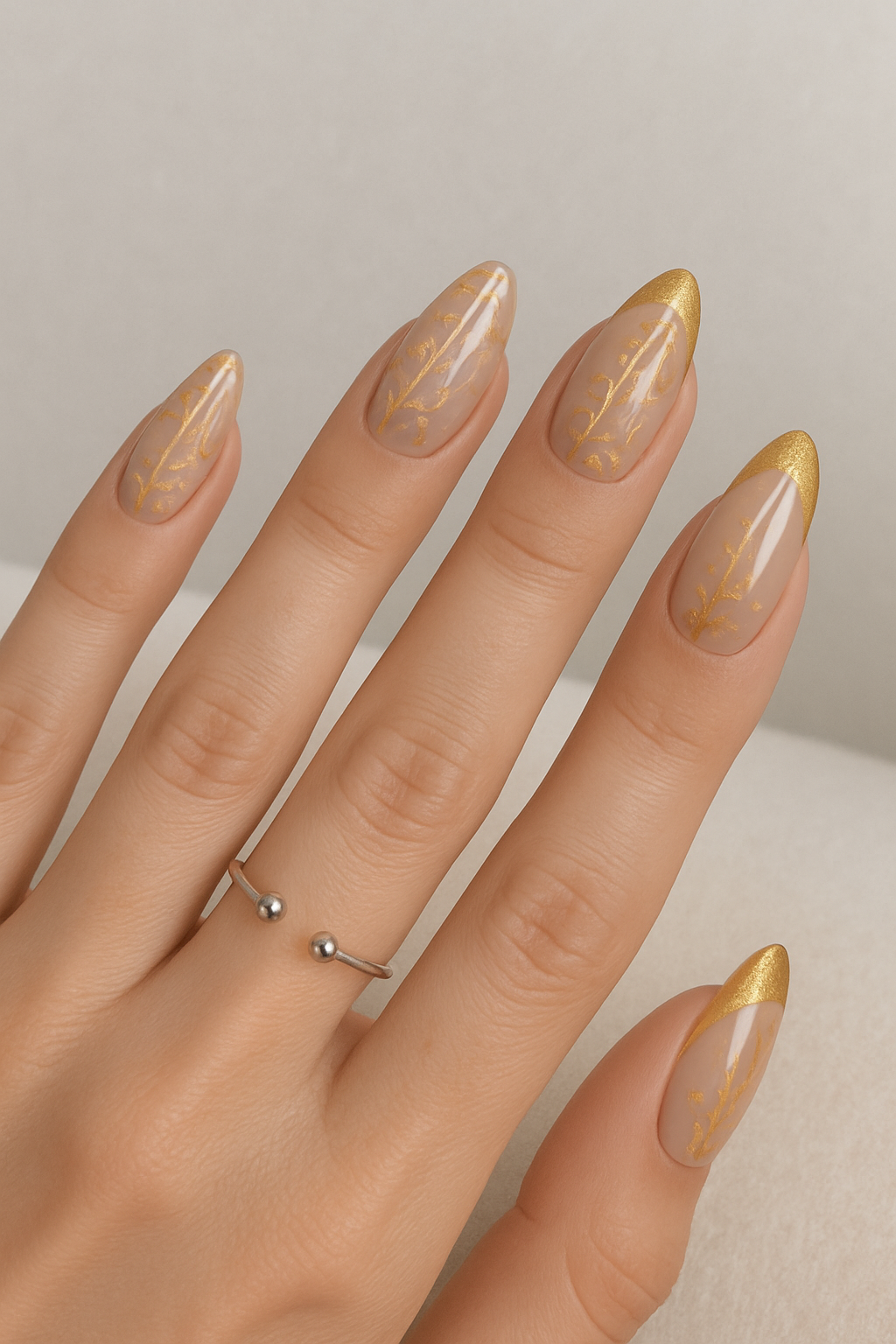 Golden Chrome Elegance Nails